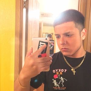 Meet your Posher, Julian